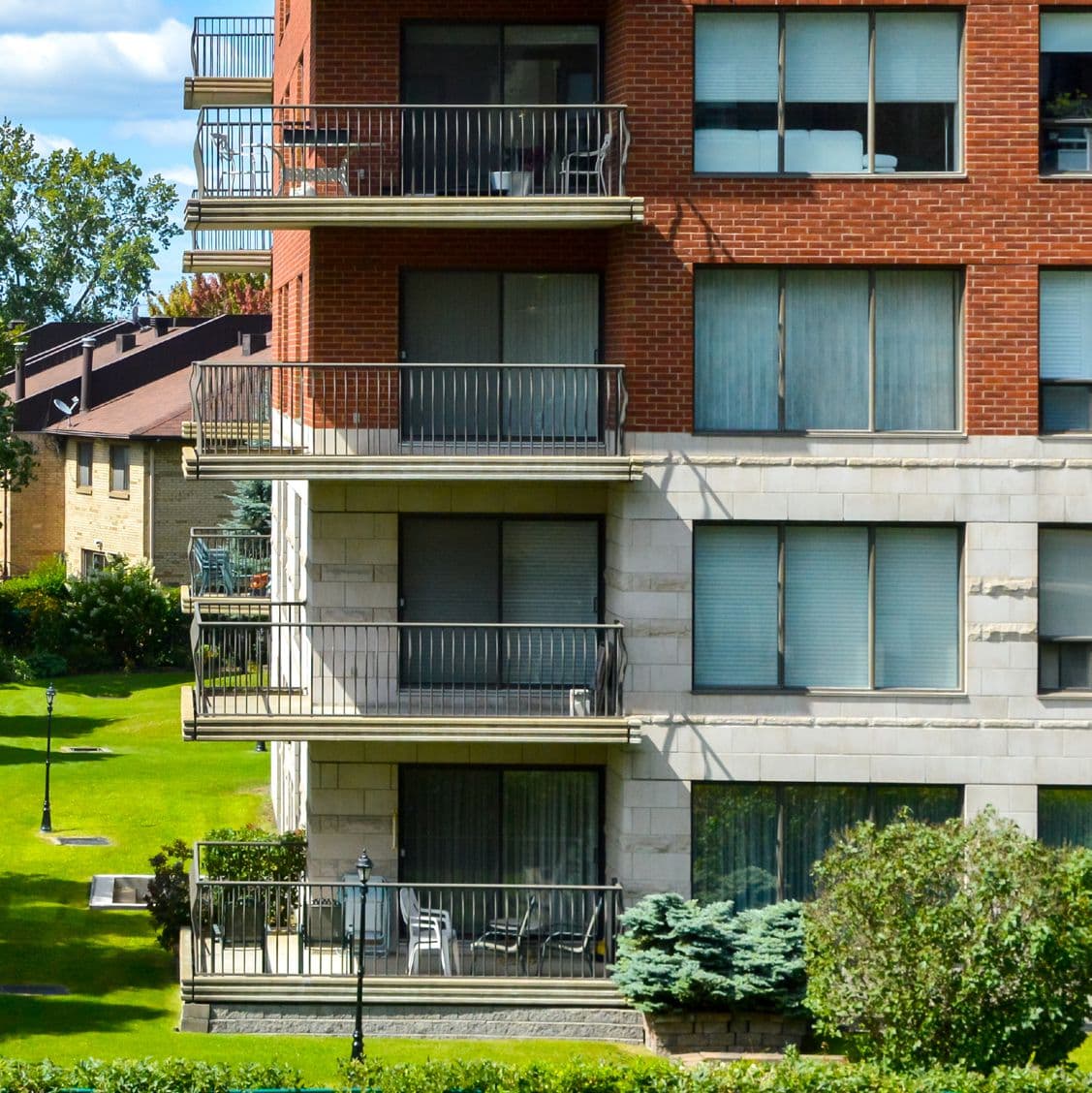 Daikin Collectieve Oplossingen — appartementencomplex met warmtepomp